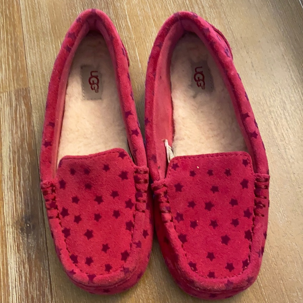 Like NEW Ugg slippers